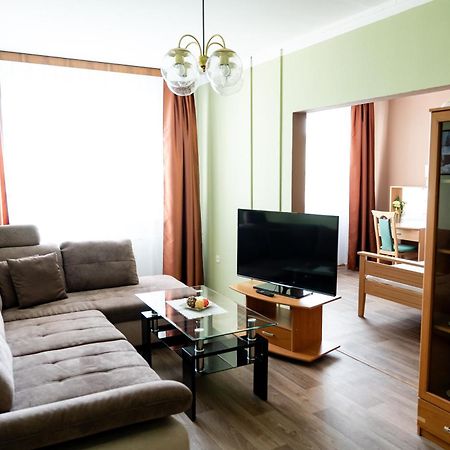 Hotel Cementar Hranice  Ngoại thất bức ảnh