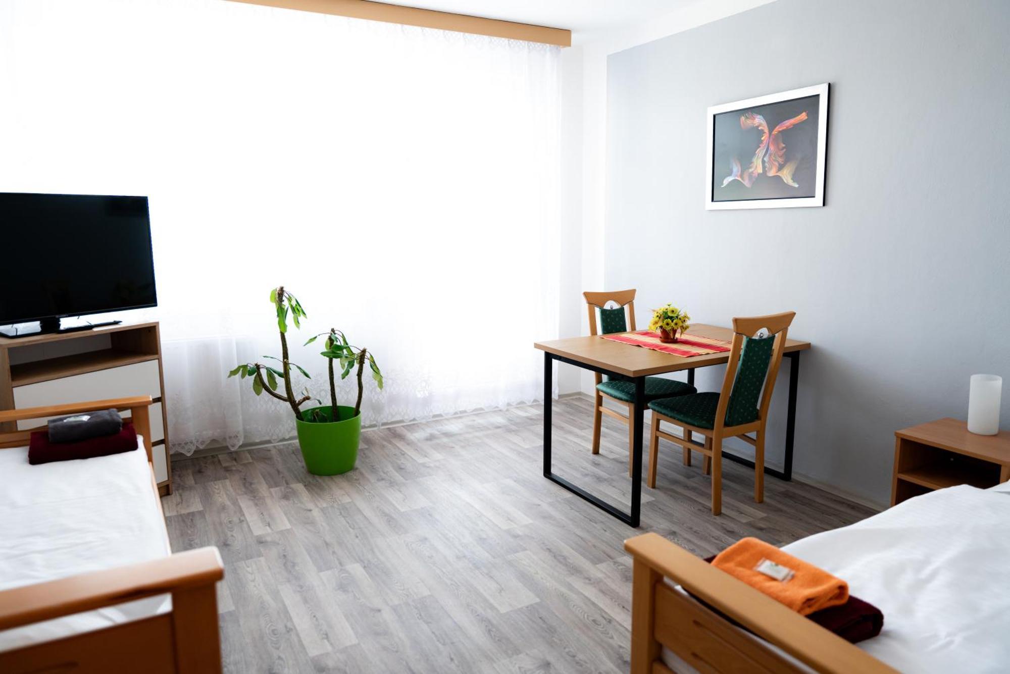 Hotel Cementar Hranice  Ngoại thất bức ảnh